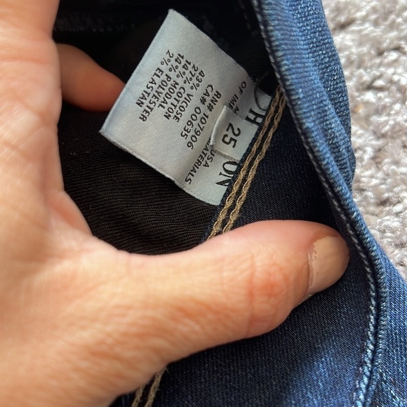 Hudson dark wash skinny jeans - Picture 7 of 13